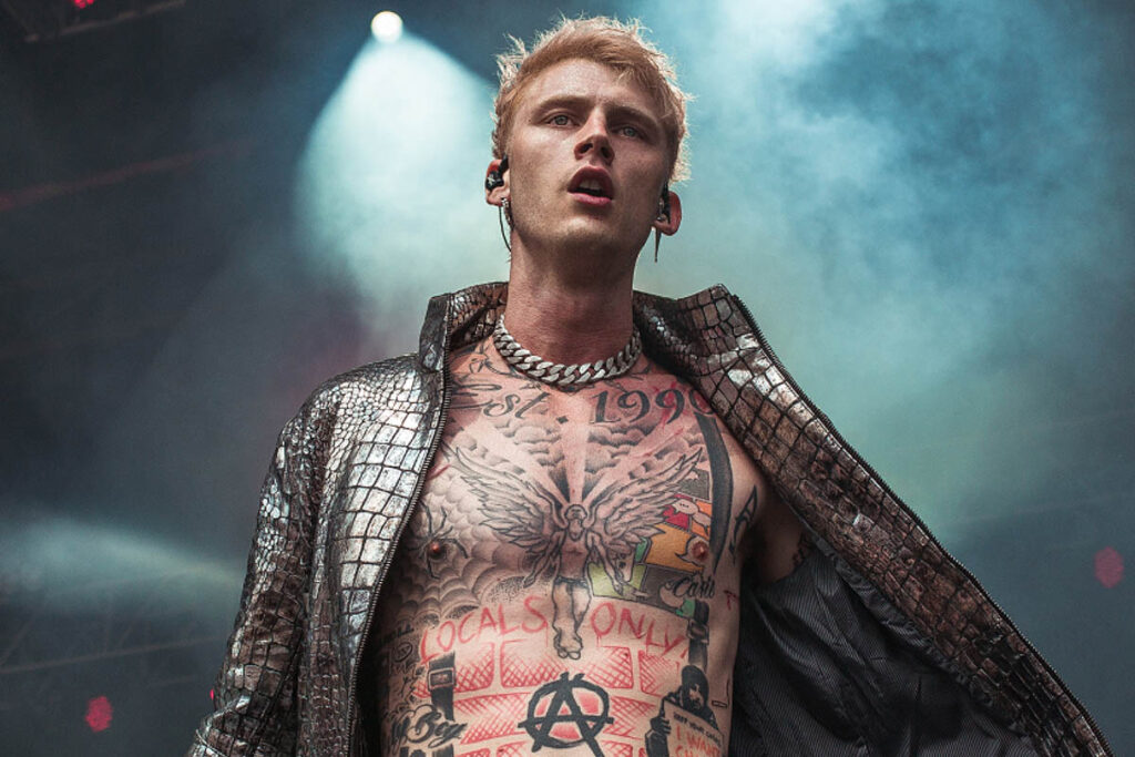 Is Machine Gun Kelly Gay? The Answer May Surprise You! - Crossover 99