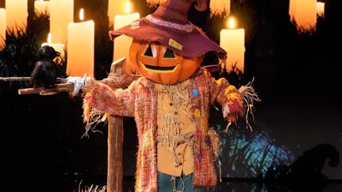 who is the scarecrow masked singer