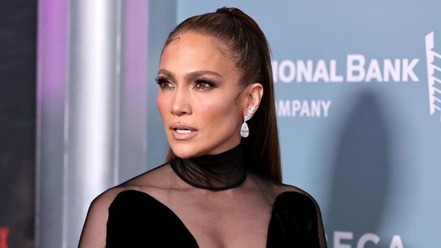 Jennifer Lopez Deletes All of Her Posts on Instagram and Other Social Media Sites. Go Dark