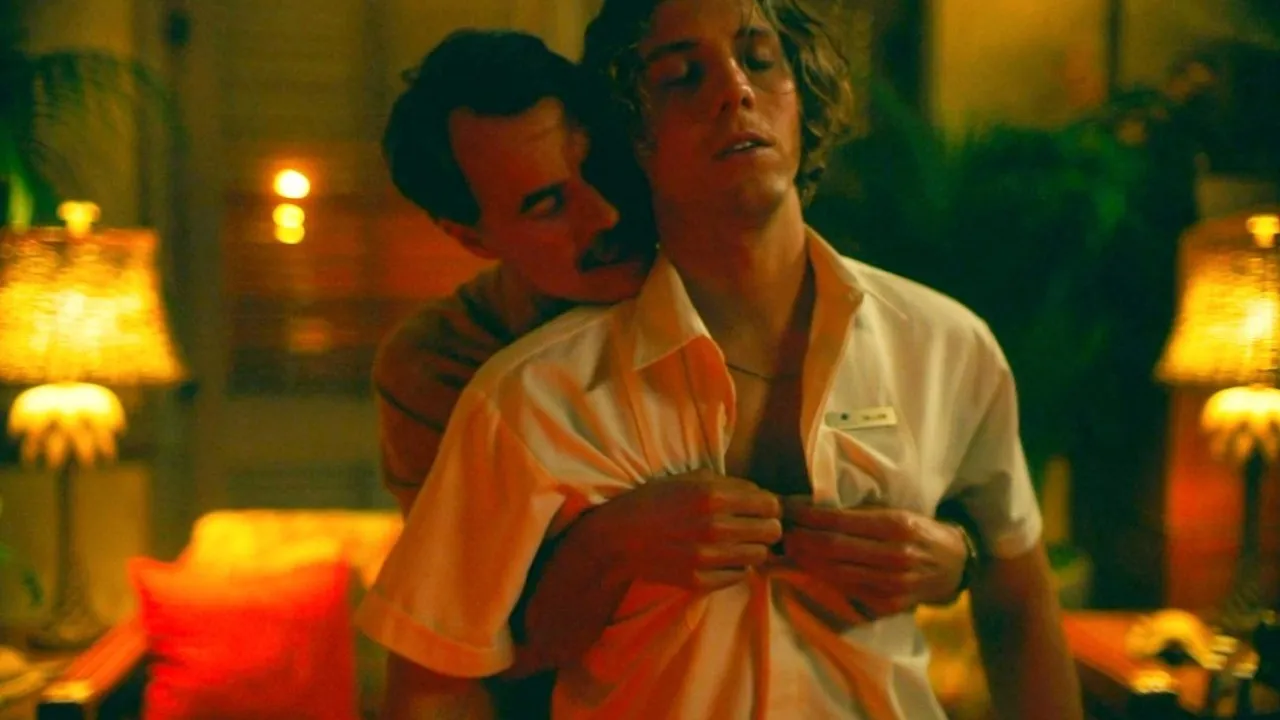 Is Murray Bartlett Gay