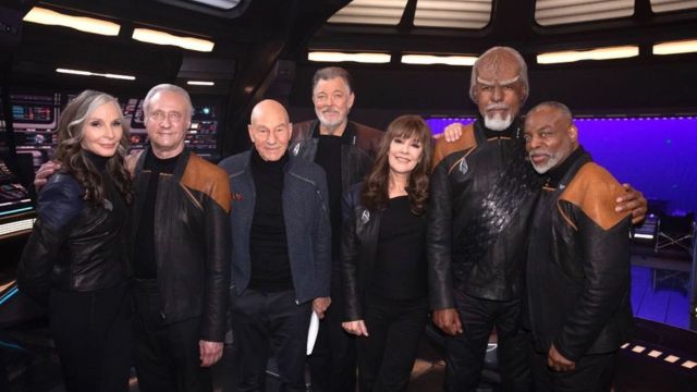 Star Trek Picard Voyager reunion