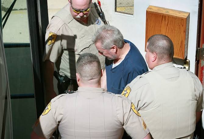 Where is drew Peterson now