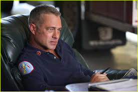 where is taylor kinney now