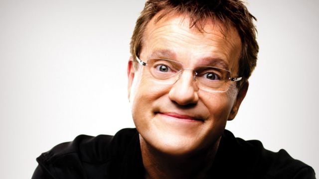 Is Mark Lowry Gay
