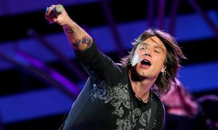 johnny rzeznik plastic surgery